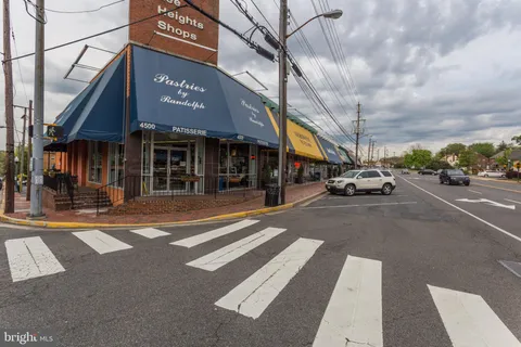 $465,000 | 4360 Cherry Hill Road, Unit 103, Arlington, VA 22207