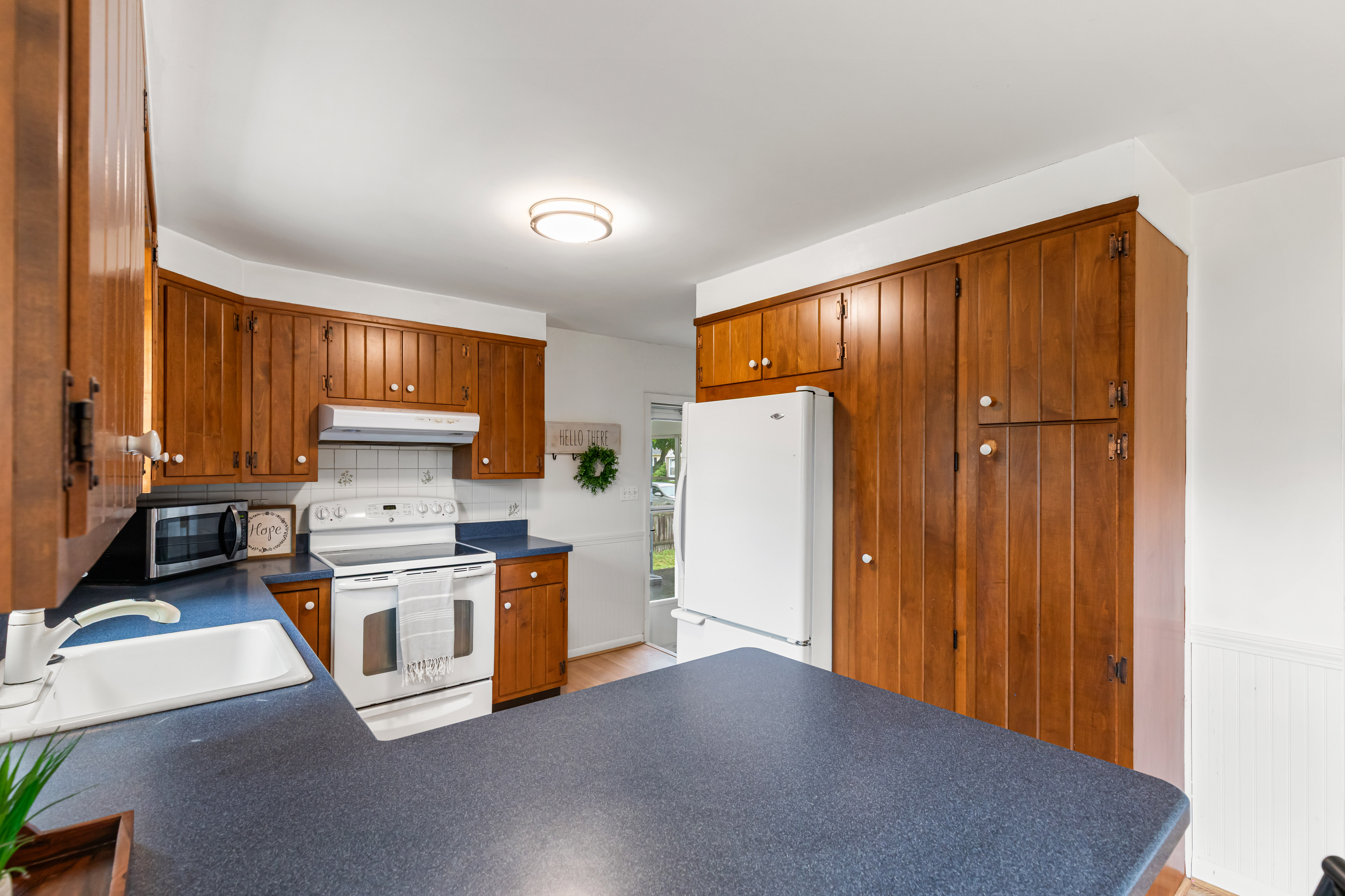 14 Primrose Drive Riverside, RI 02915 - Photo 17 of 36