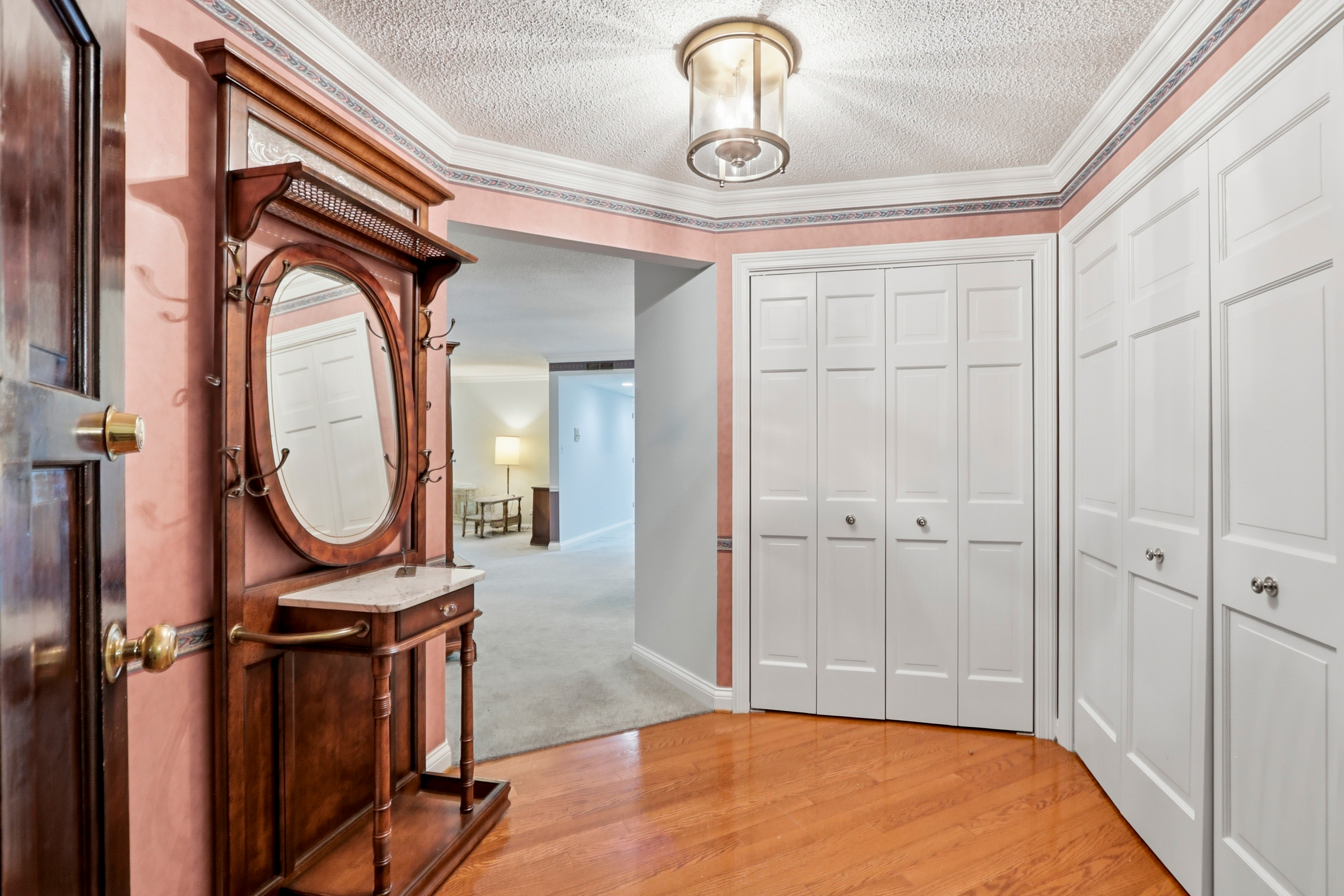 75 Boardwalk Place, Unit 103 Park Ridge, IL 60068 - Photo 5 of 27