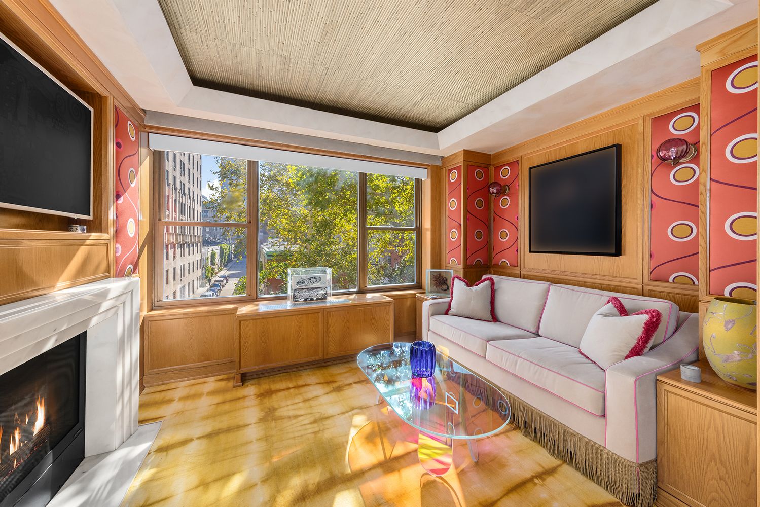 $2,050,000 | 2 5th Avenue, Unit 4C | Greenwich Village