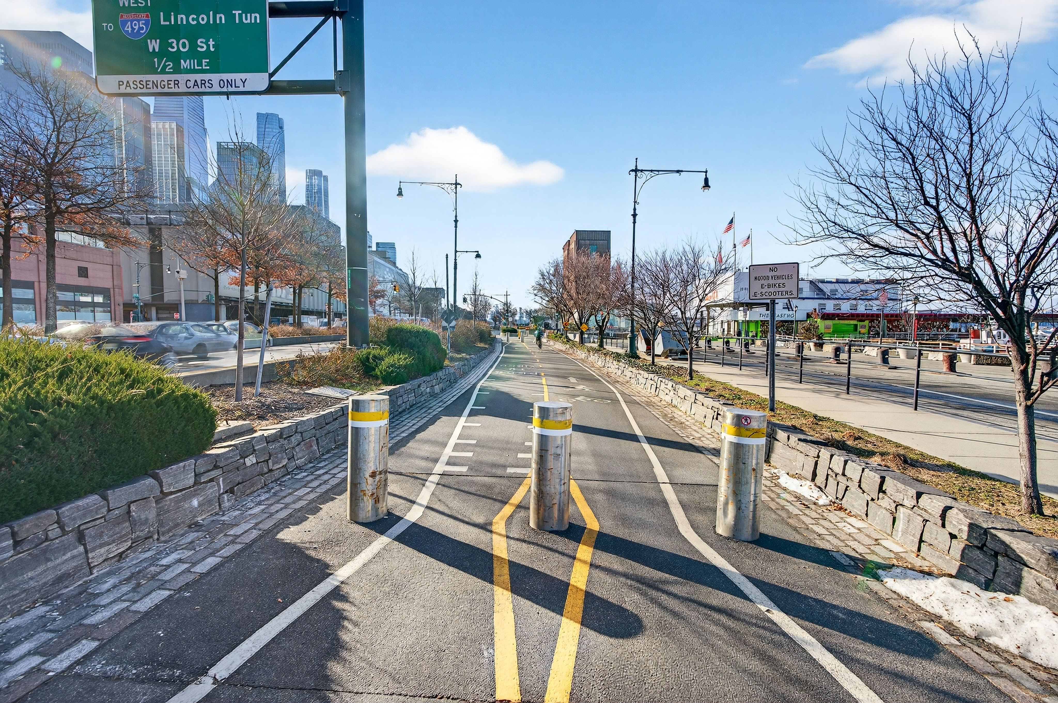 635 West 42nd Street, Unit 23E Manhattan, NY 10036 - Photo 20 of 22