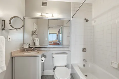 $825,000 | 347 West 57th Street, Unit 27E | Hell's Kitchen