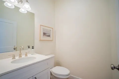 $429,000 | 13 Suffolk Road, Unit 8, Concord, NH 03303