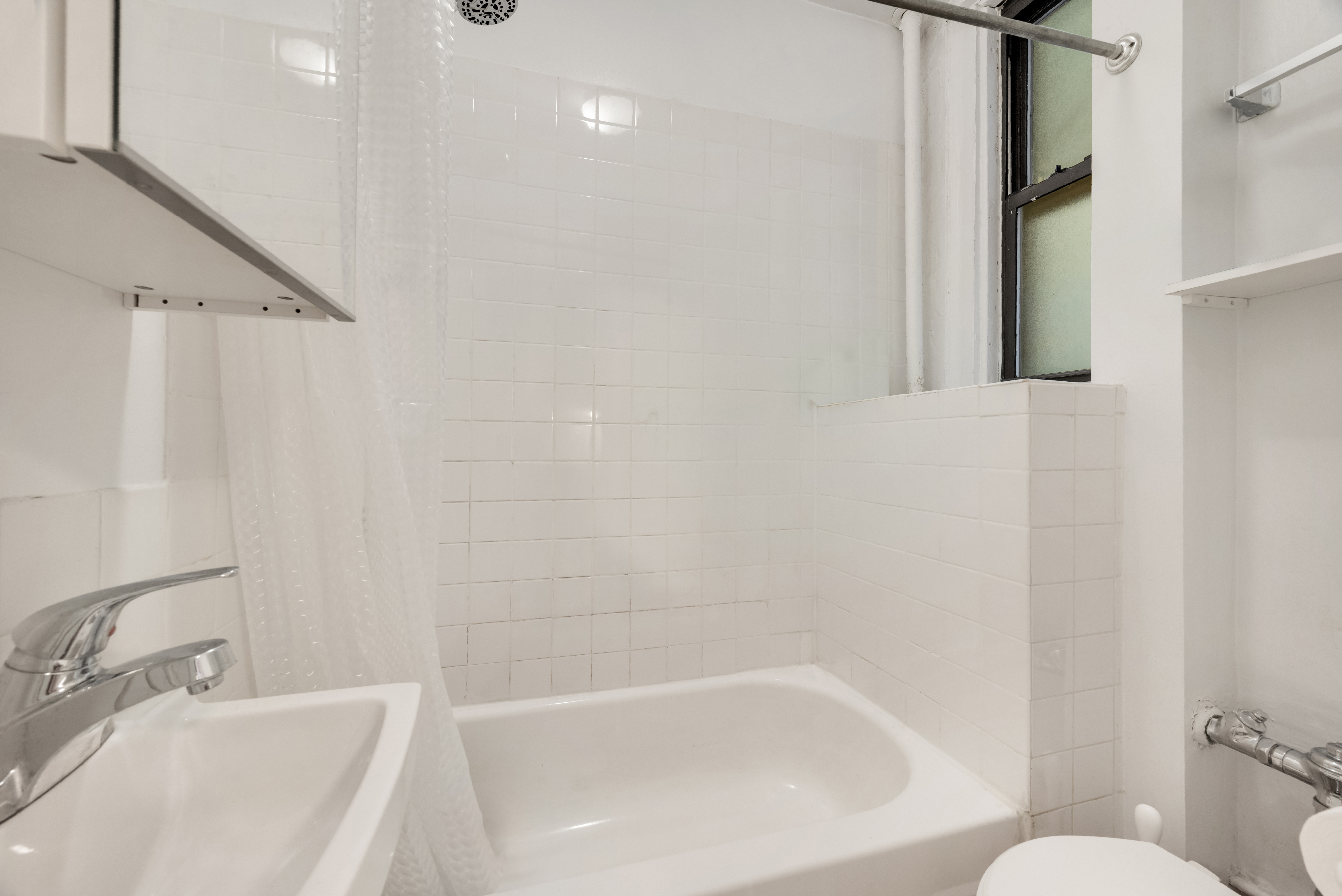 149 Sullivan Street, Unit 3D Manhattan, NY 10012 - Photo 15 of 16