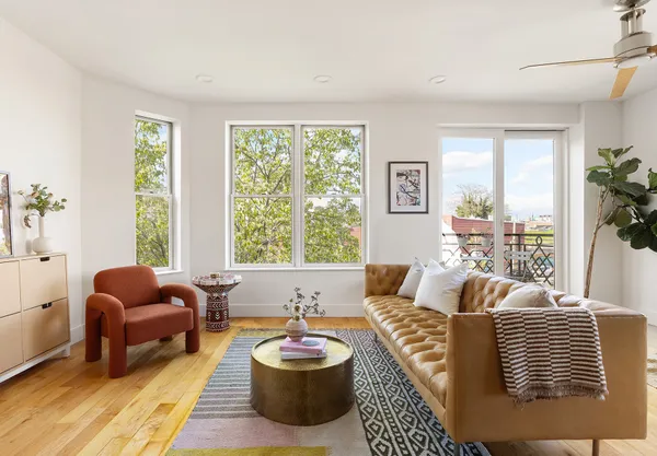 $1,635,000 | 258 Richardson Street, Unit 3L | Williamsburg