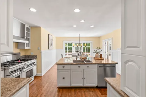 $2,300,000 | 921 Court Way, San Diego, CA 92103