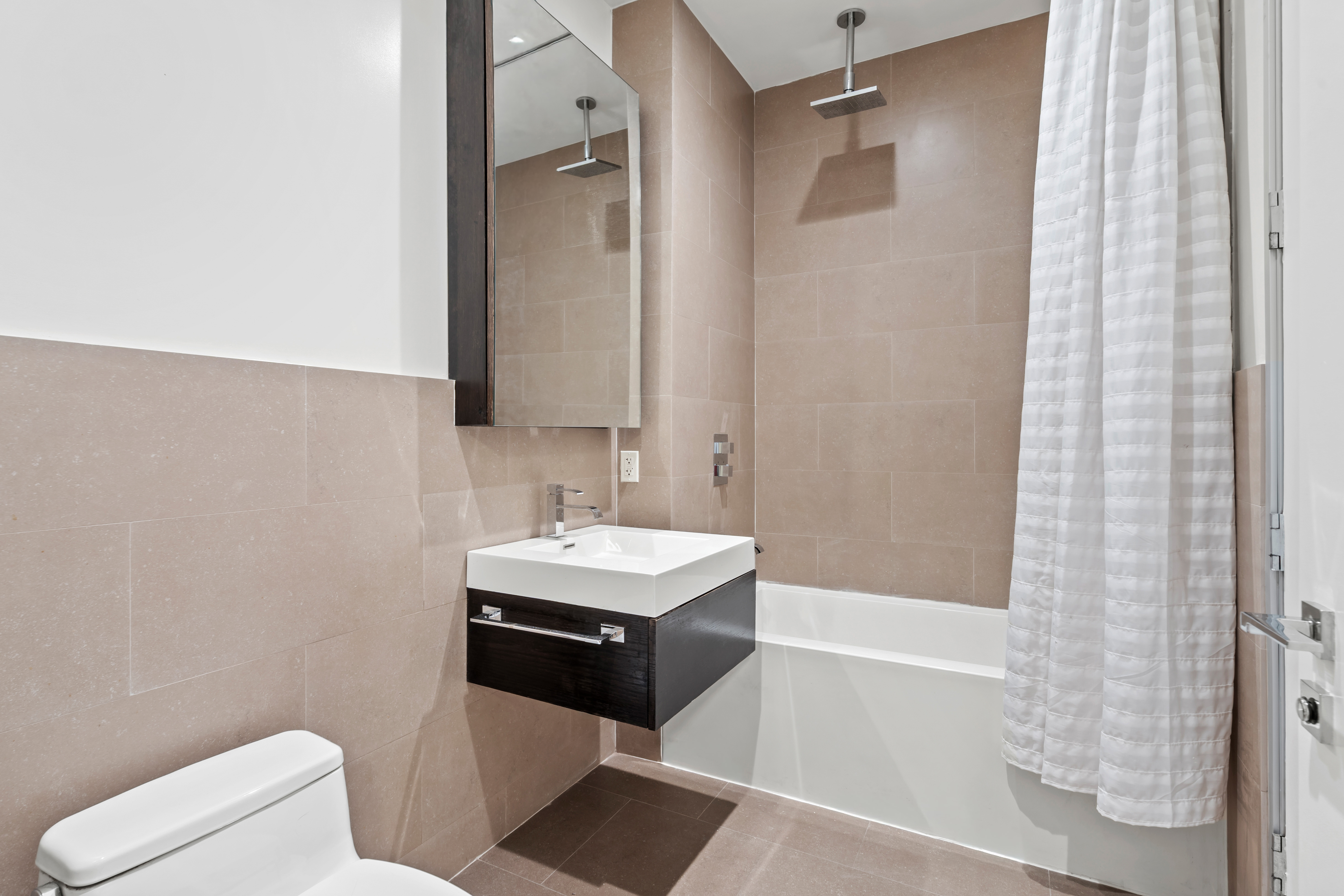 140 West 22nd Street, Unit 2A Manhattan, NY 10011 - Photo 8 of 19 Gallery Image 8
