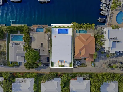 $5,995,000 | 2 Sunset Lane, Lauderdale-by-the-Sea, FL 33062