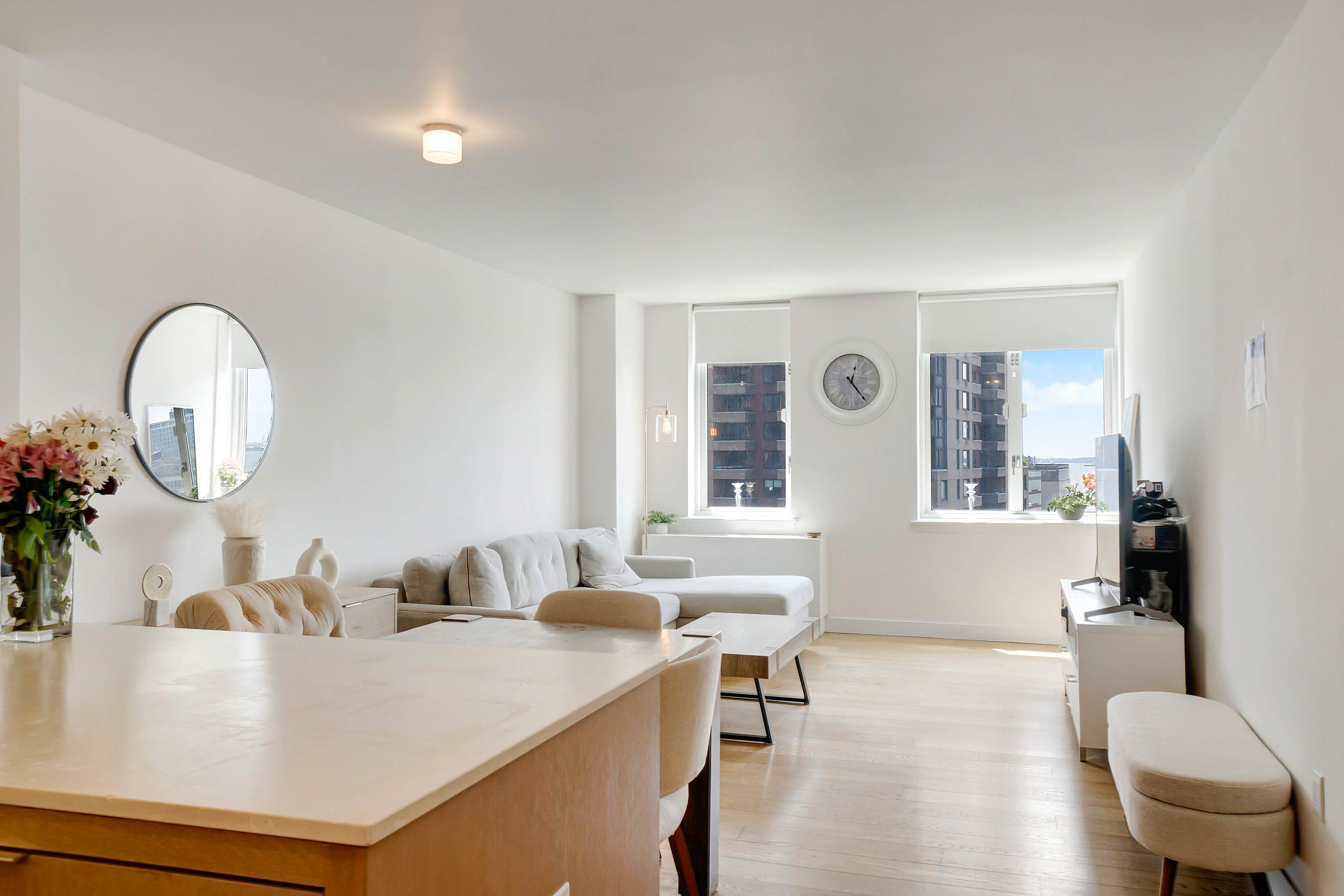 225 Rector Place, Unit 17F Manhattan, NY 10280 - Photo 2 of 10