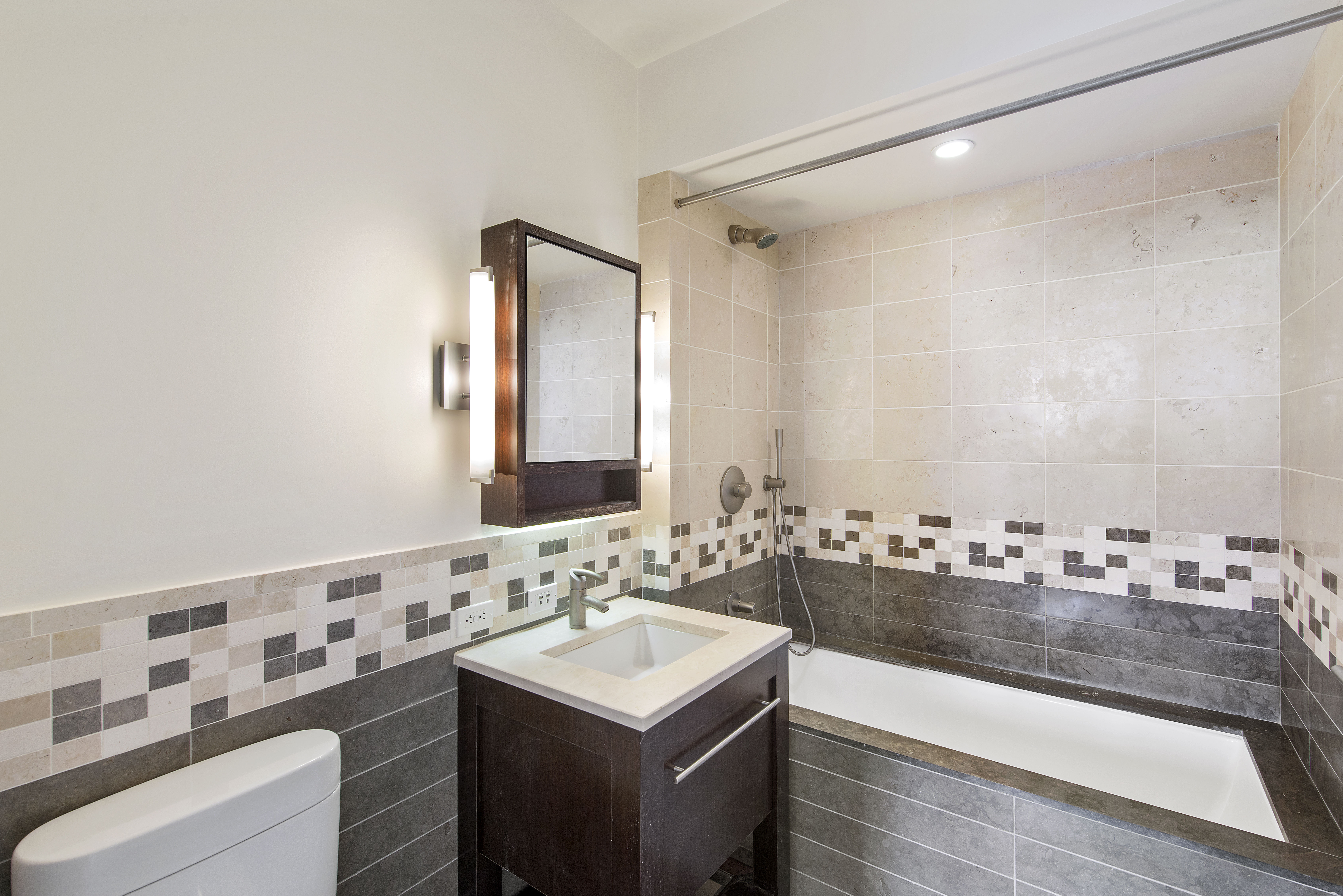 101 West 24th Street, Unit 4F Manhattan, NY 10011 - Photo 6 of 18