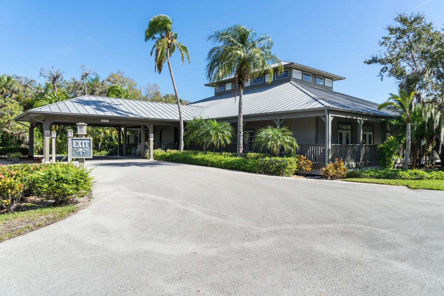 $260,000 | 250 Hawthorne Lane, Vero Beach, FL 32962