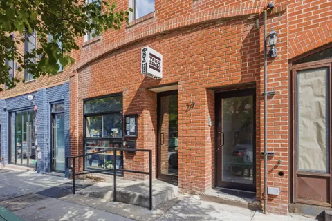 $3,850,000 | 29 Greenpoint Avenue | Greenpoint