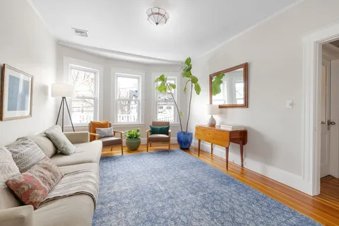 $950,000 | 15 Lafayette Street, Unit 2, Arlington, MA 02474