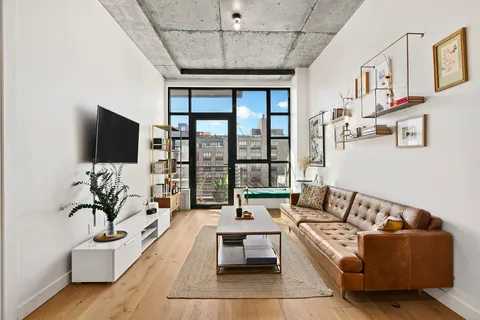 $8,000 | 62 North 3rd Street, Unit 5A | Williamsburg
