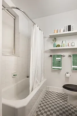 $10,600 | 26 East 63rd Street, Unit 5F | Lenox Hill