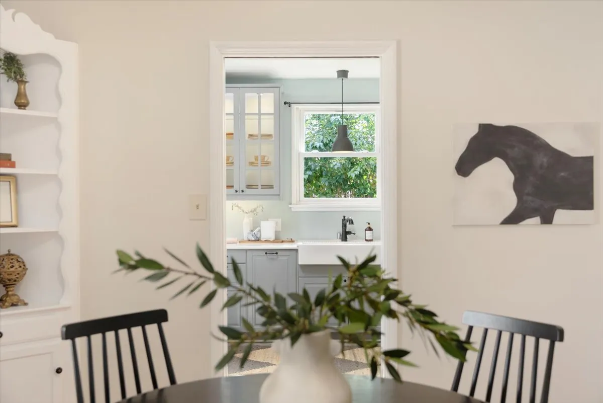 $975,000 | 1927 North Fairview Street, Burbank, CA 91505