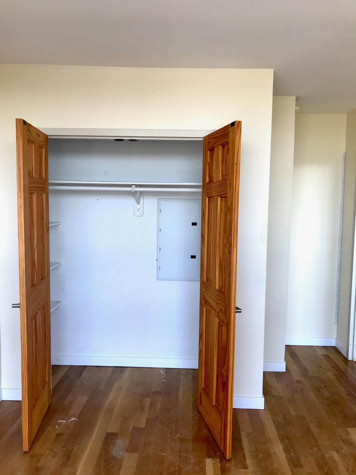 Crescent Street Queens, NY 11102 - Photo 4 of 5