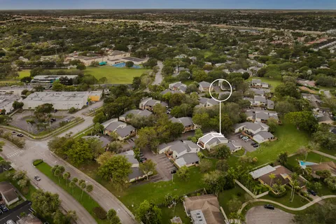 $450,000 | 11353 Southwest 109th Road, Unit 55X, Miami, FL 33176