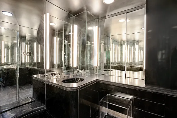 $1,149,500 | 4 East 70th Street, Unit 6C | Lenox Hill