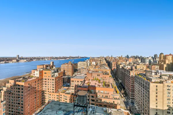 $850,000 | 263 West End Avenue, Unit 2C | Upper West Side