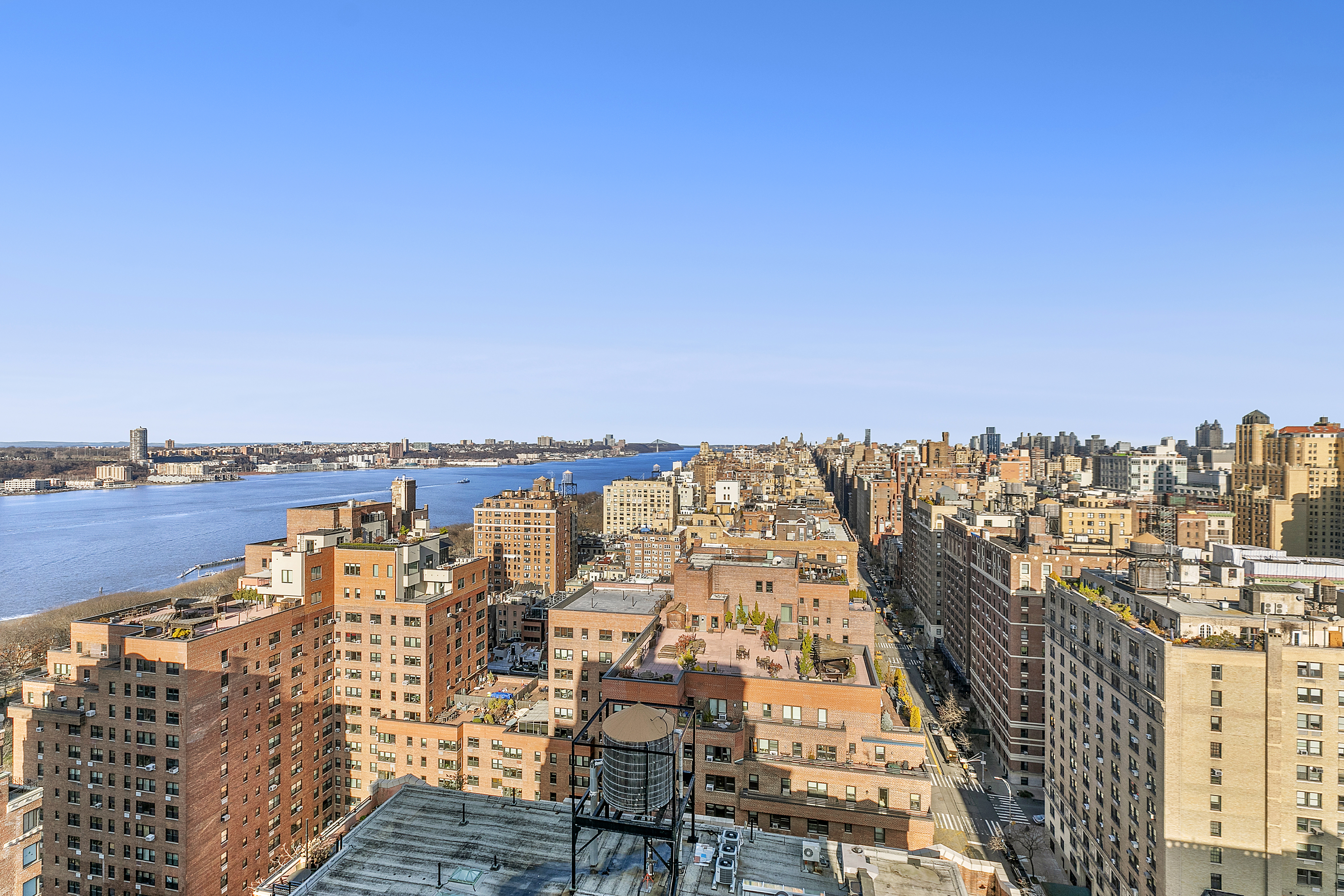 263 West End Avenue, Unit 2C Manhattan, NY 10023 - Photo 10 of 13 a view of city with ocean