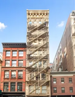 $2,695,000 | 10 East 18th Street, Unit 7N | Flatiron