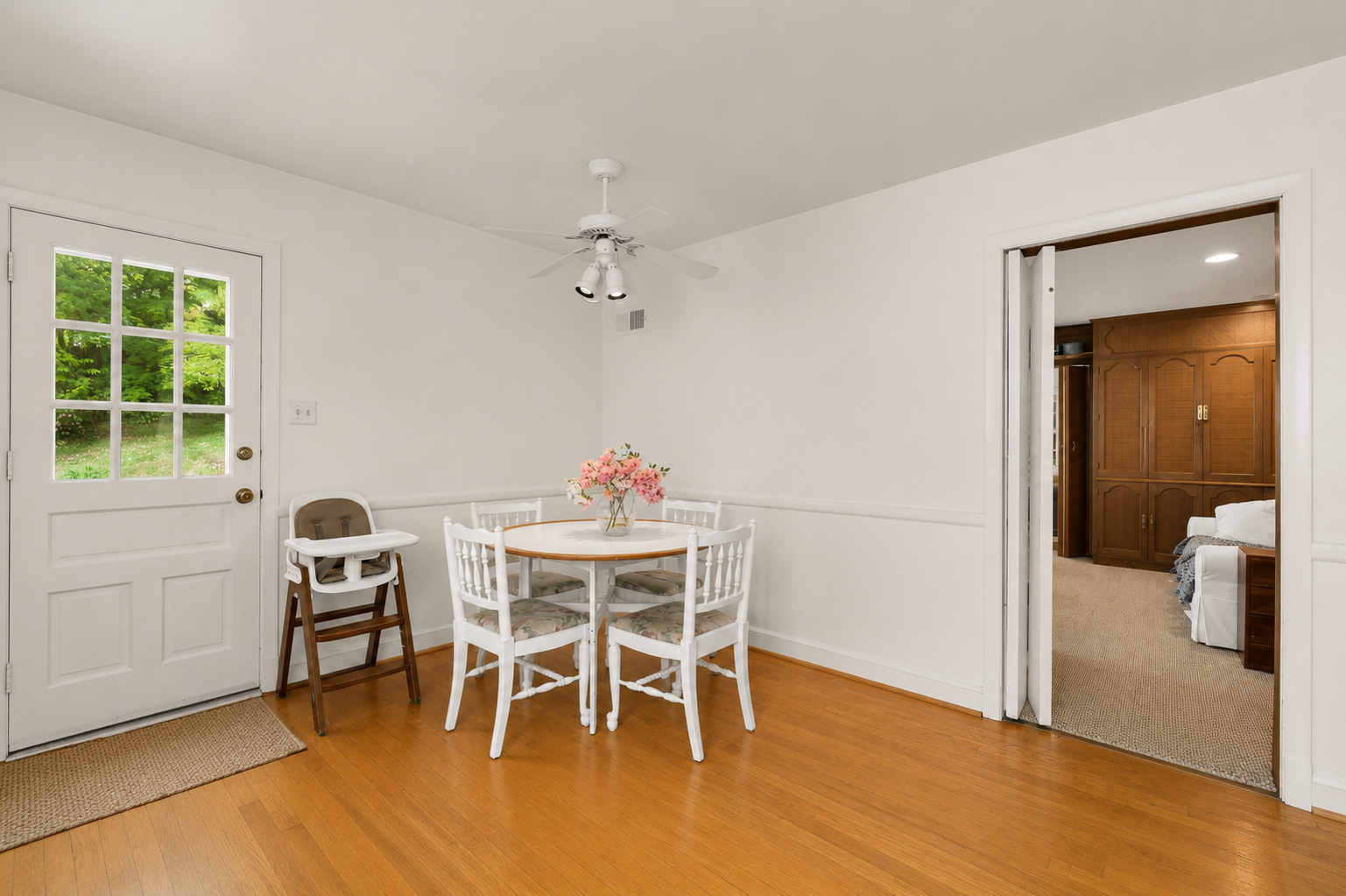 3226 Broad Branch Terrace Northwest Washington, DC 20008 - Photo 5 of 30