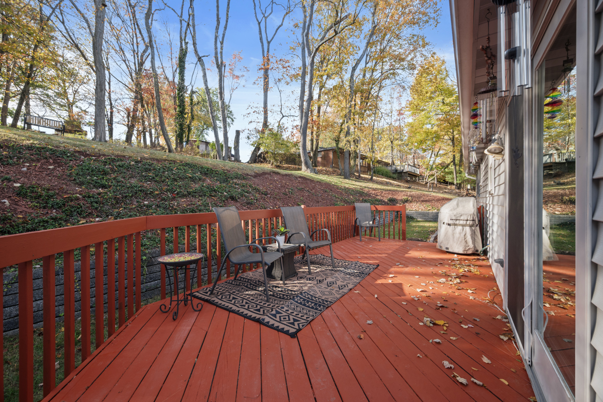 92 Buckhill Road Pittsburgh, PA 15237 - Photo 15 of 20 Gallery Image 15