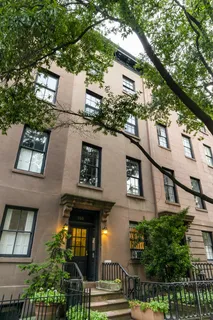 a building view with a outdoor space