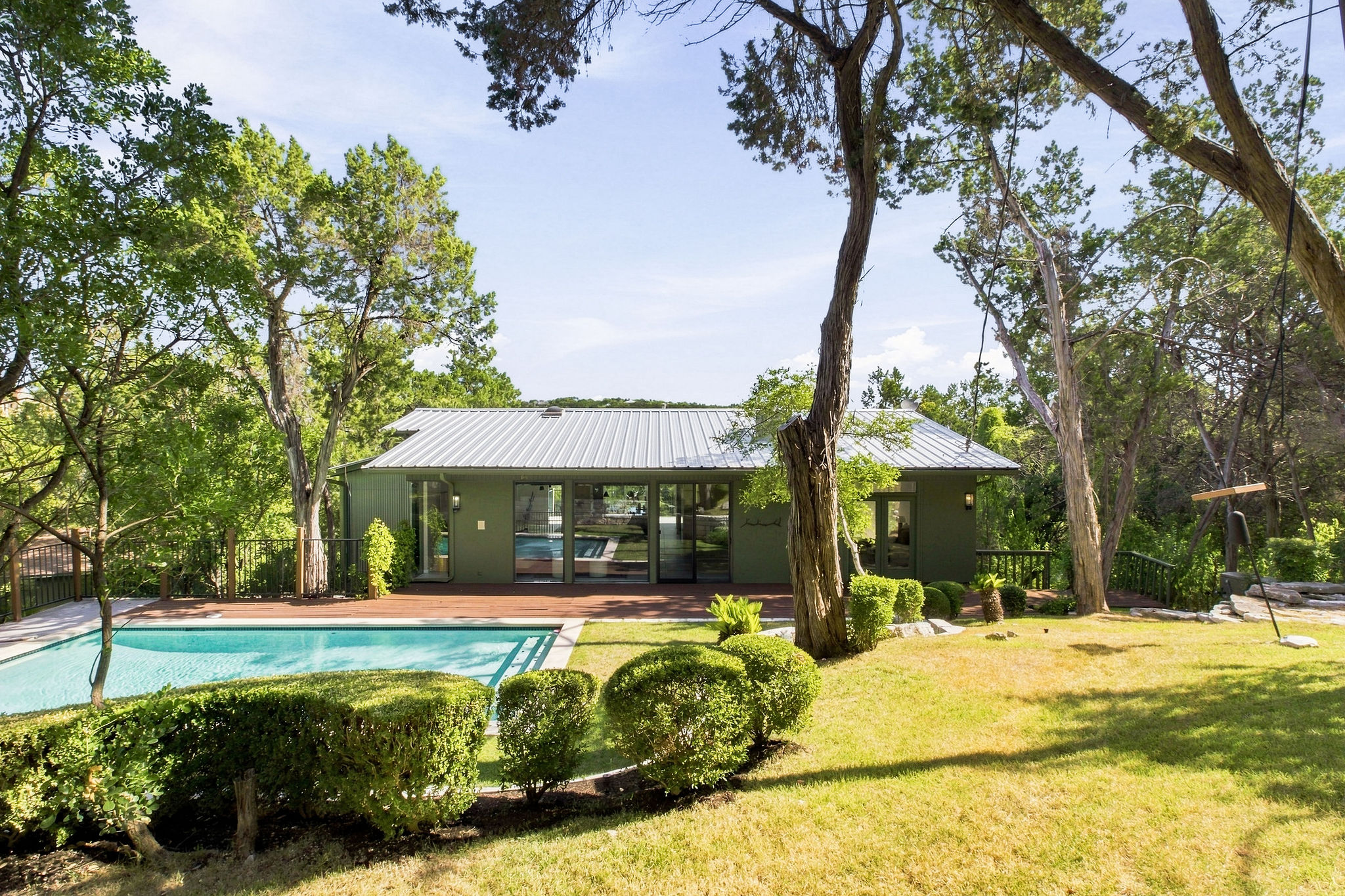 515 Yaupon Valley Road Austin, TX 78746 - Photo 3 of 11 Gallery Image 3