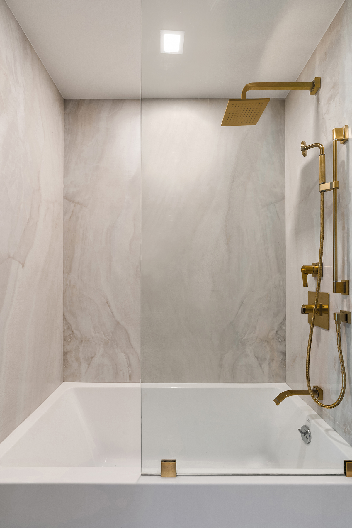 146 West 57th Street, Unit 48D Manhattan, NY 10019 - Photo 16 of 36