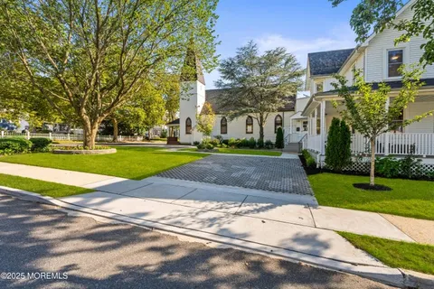 $2,400,000 | 73 3rd Avenue, Atlantic Highlands, NJ 07716