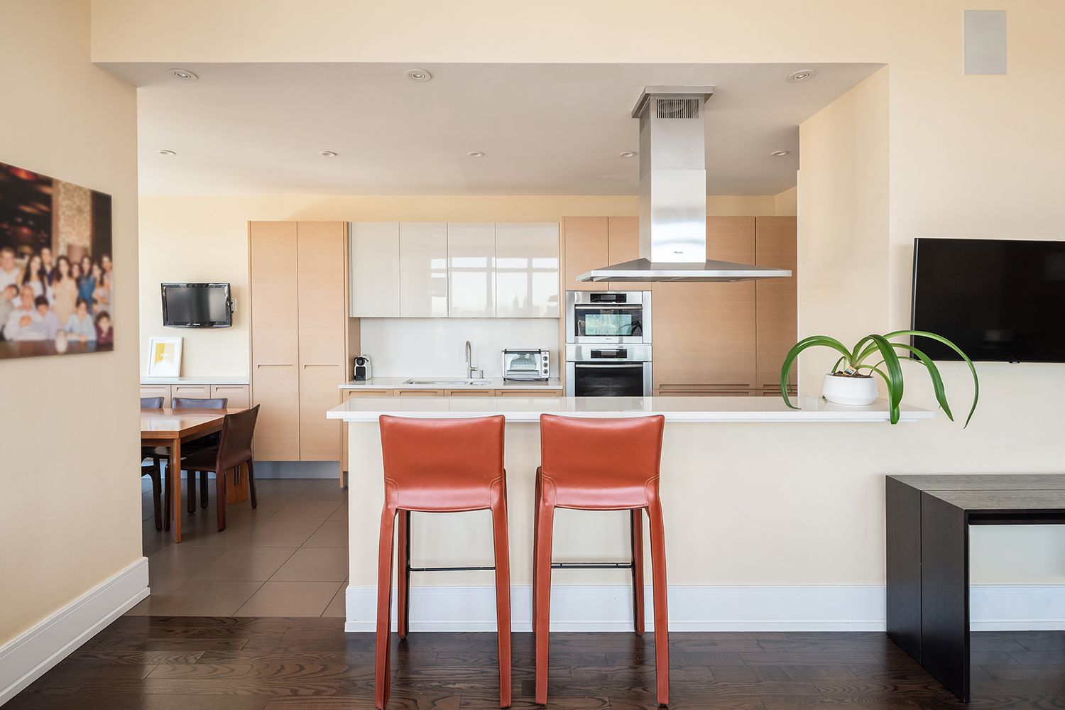 255 East 74th Street, Unit 21C Manhattan, NY 10021 - Photo 6 of 17