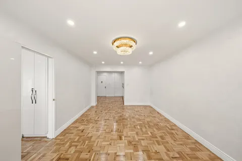 $390,000 | 1577 East 17th Street, Unit 2F | Midwood