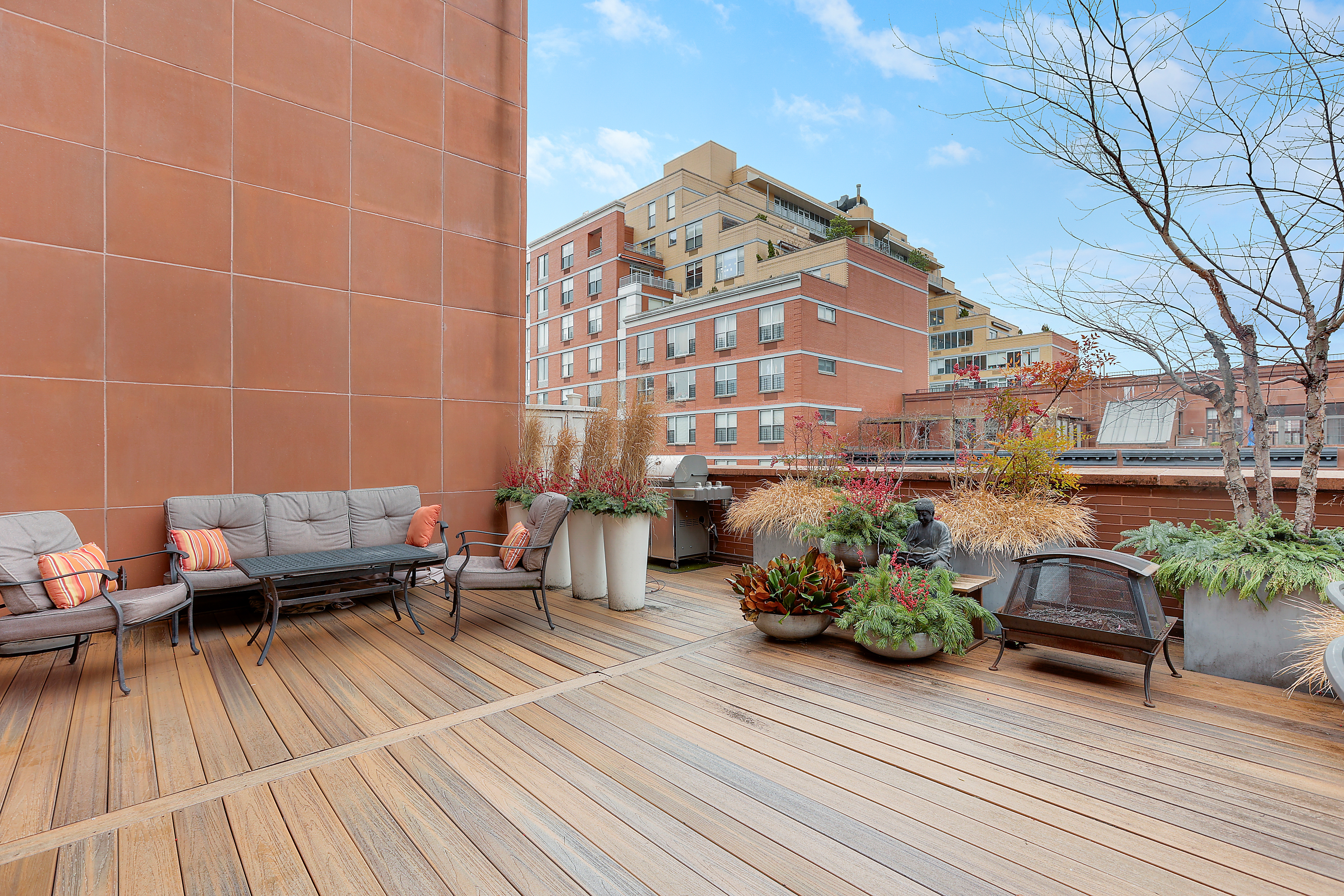 313 West 119th Street, Unit PHE Manhattan, NY 10027 - Photo 3 of 19 a terrace of a house with outdoor seating