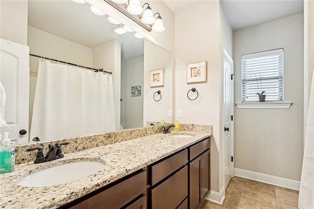 $355,000 | 112 Grand Lake Drive, Covington, LA 70435