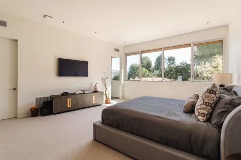 $11,495,000 | 17731 Calle De Palermo, Pacific Palisades, CA 90272