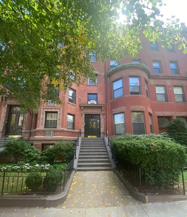 $2,800 | 281 Beacon Street, Unit 17, Boston, MA 02116