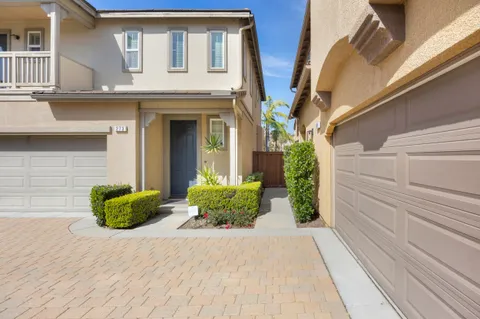 $875,000 | 271 Sparkleberry Avenue, Orange, CA 92865