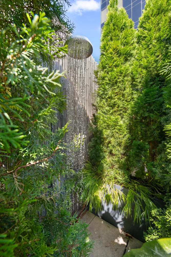 $2,295,000 | 21 East 22nd Street, Unit PH12F | Flatiron