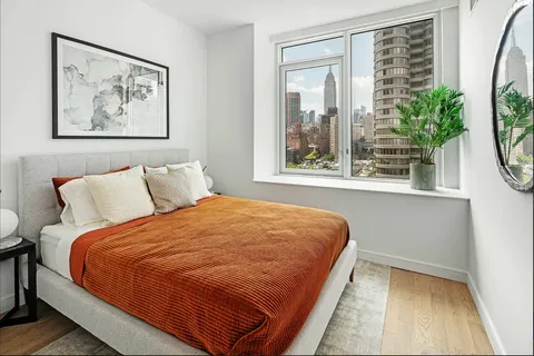 $7,505 | 650 1st Avenue, Unit 9C | Murray Hill