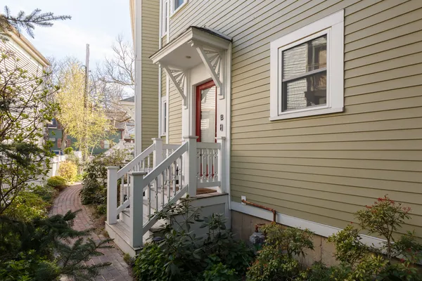 $1,525,000 | 31 Market Street, Unit B, Cambridge, MA 02139