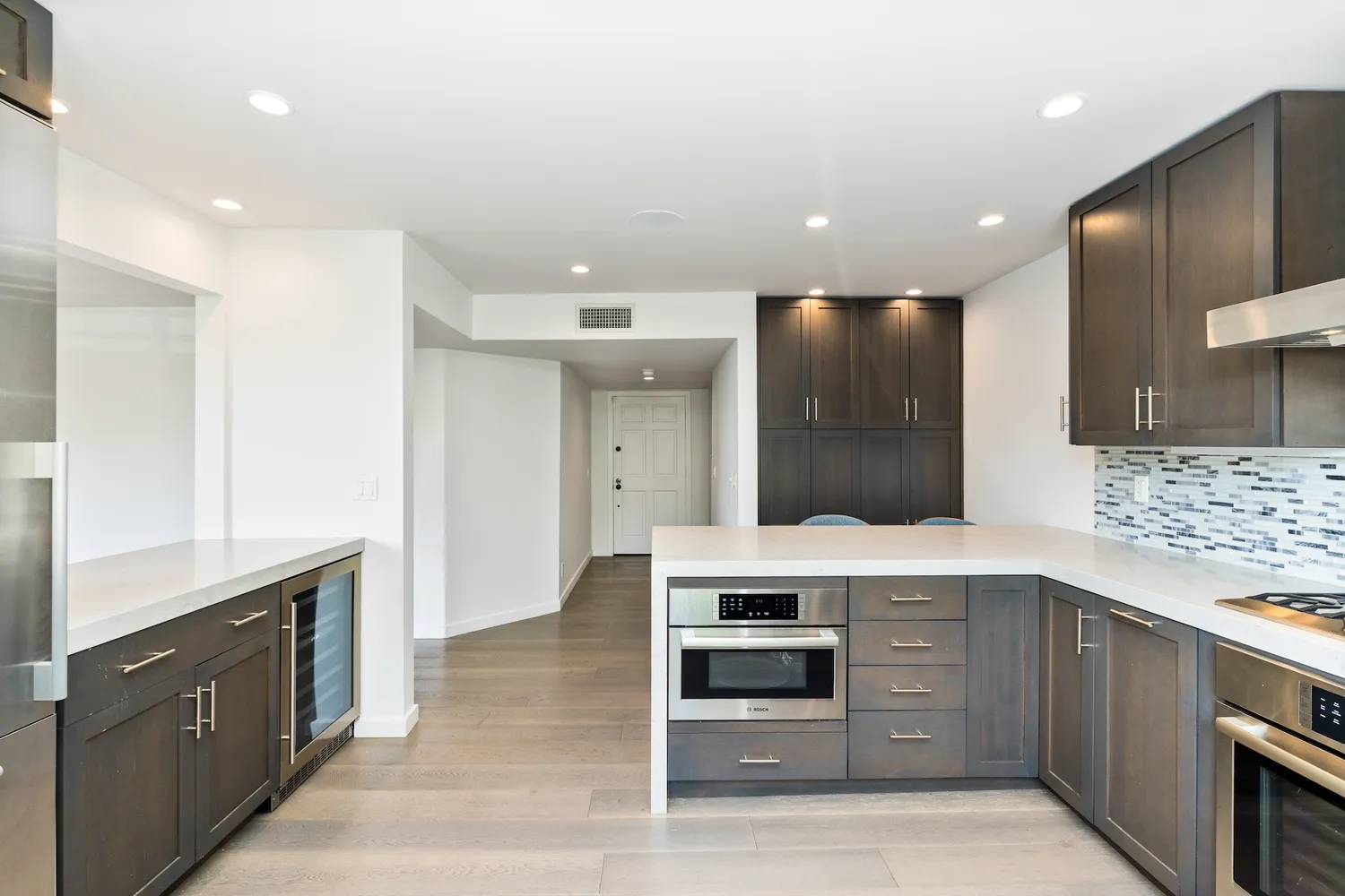 $1,025,000 | 1129 Larrabee Street, Unit 6, West Hollywood, CA 90069