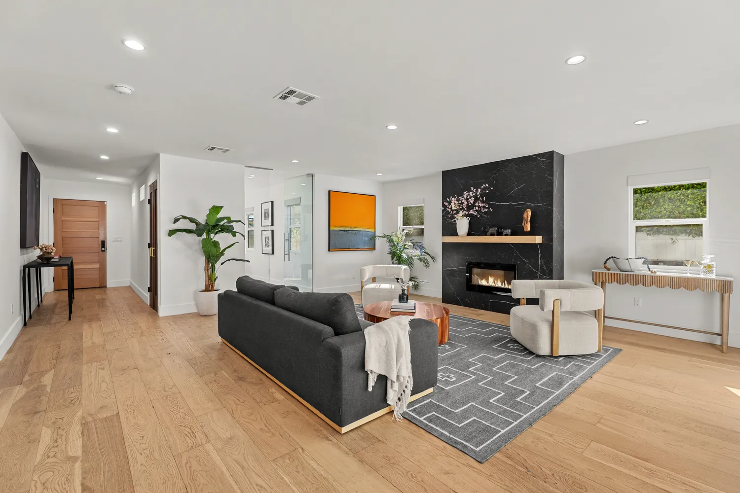$2,495,000 | 1607 South Spaulding Avenue, Los Angeles, CA 90019