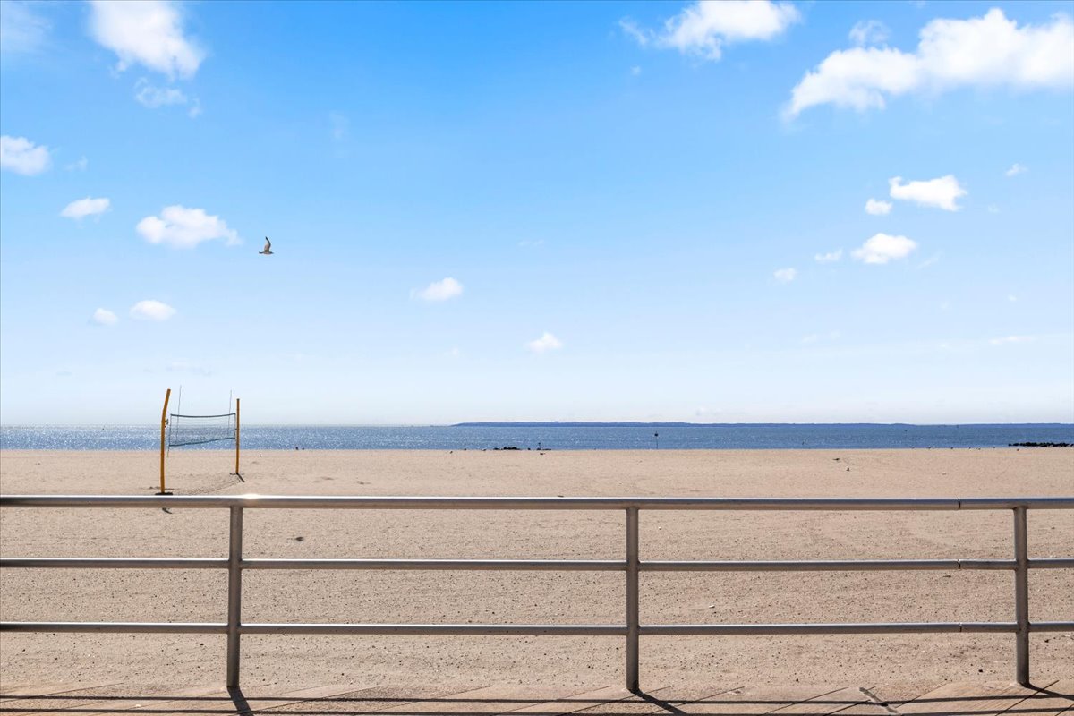 50 Brighton 1st Road, Unit 8N Brooklyn, NY 11235 - Photo 17 of 18