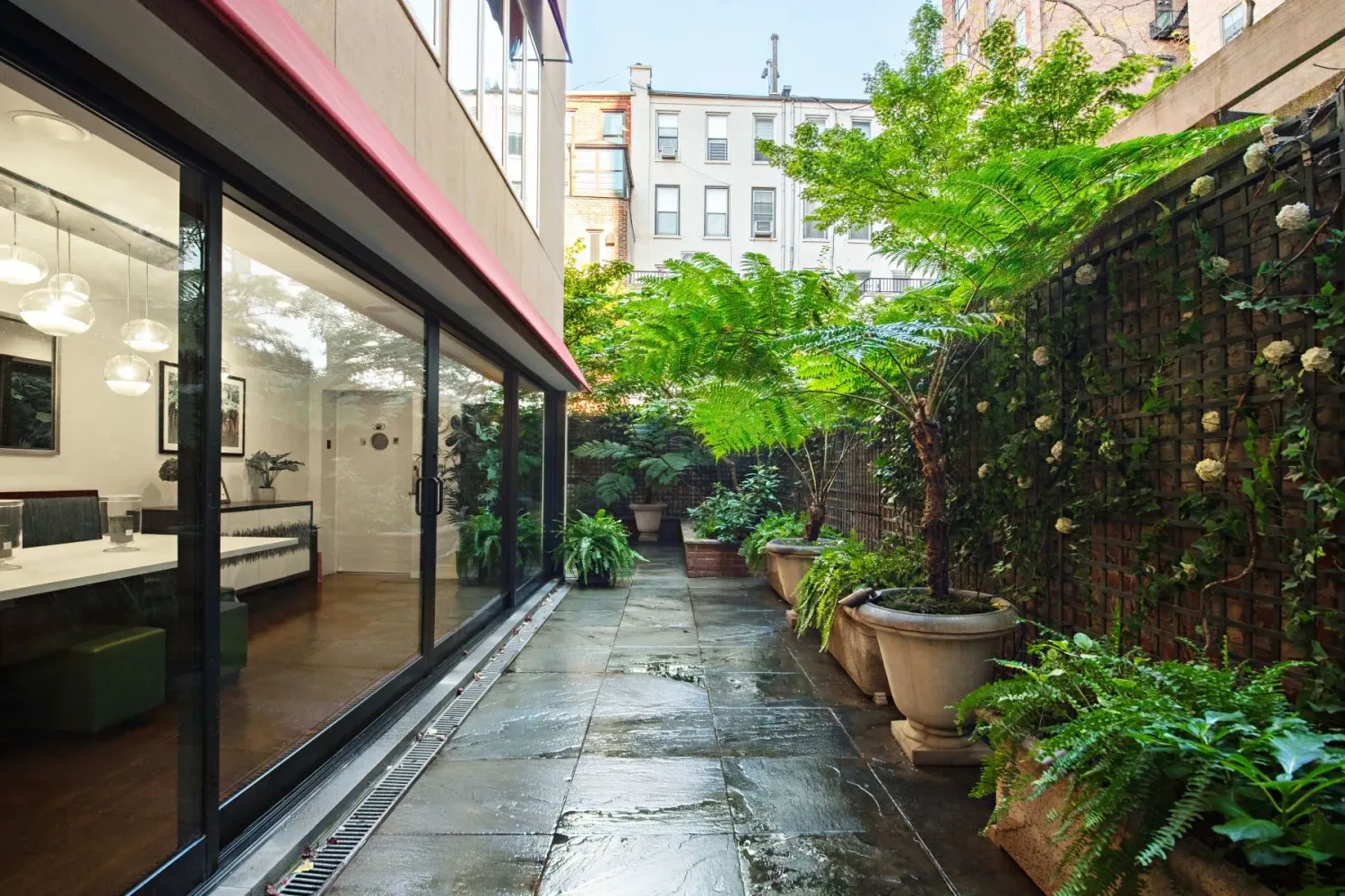 $22,000,000 | 67 East 82nd Street | Upper East Side
