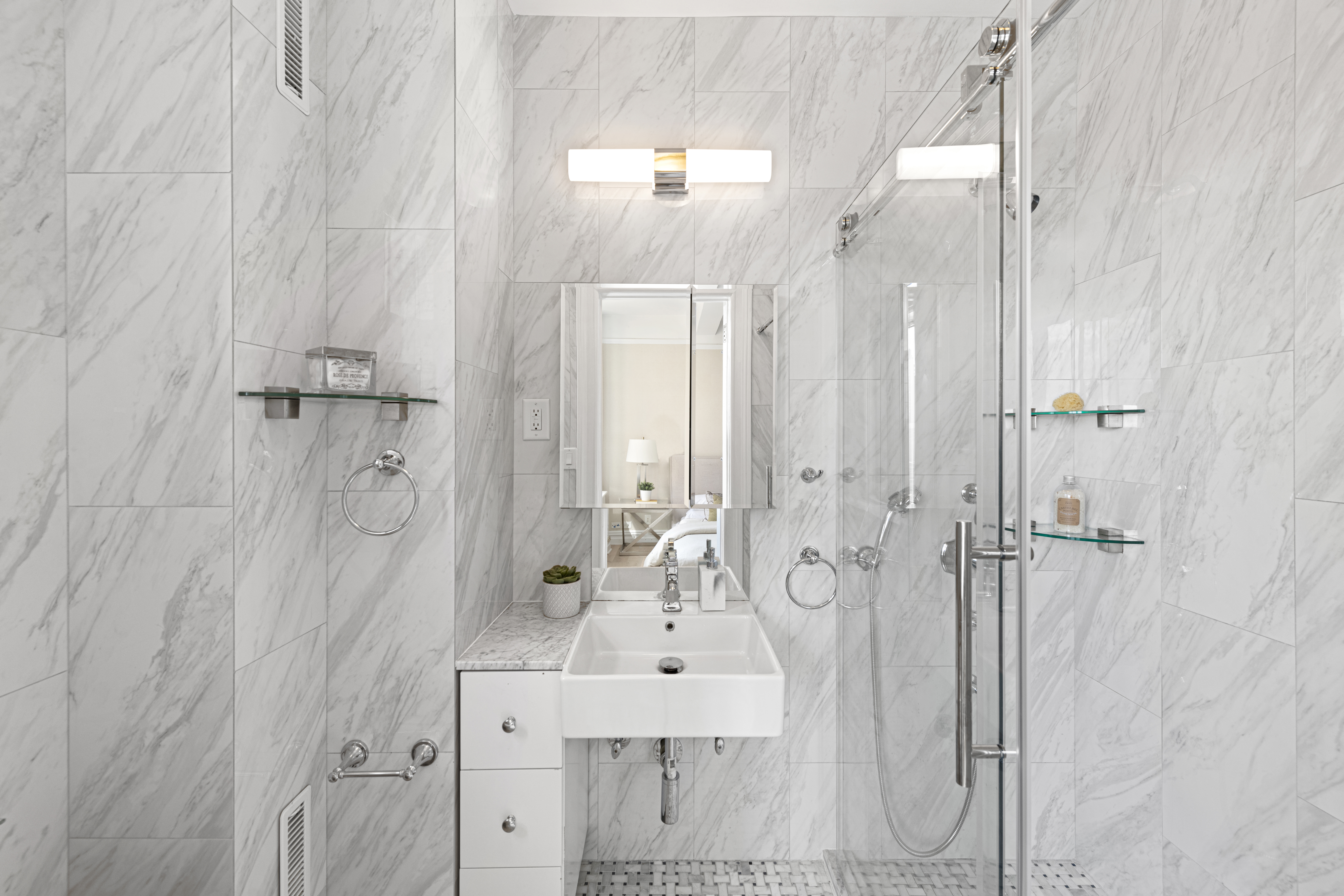 10 West 86th Street, Unit 12B Manhattan, NY 10024 - Photo 11 of 14