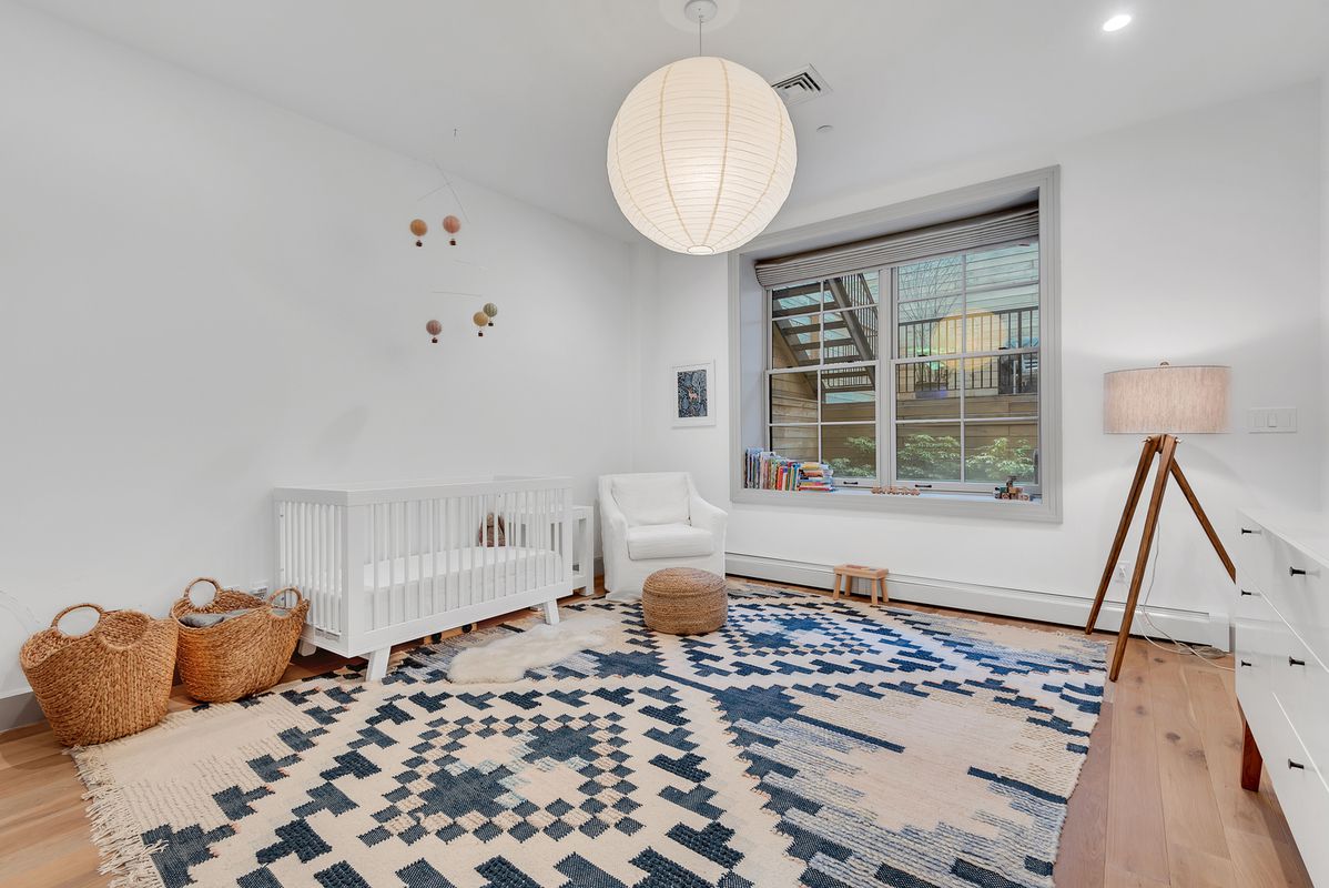 76 Lefferts Place, Unit 1B Brooklyn, NY 11238 - Photo 5 of 10