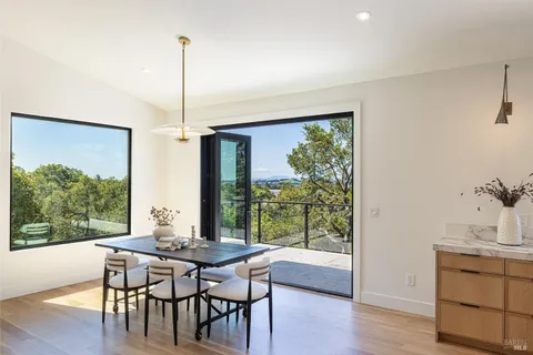 $2,850,000 | 559 East Spring Street, Napa, CA 94559