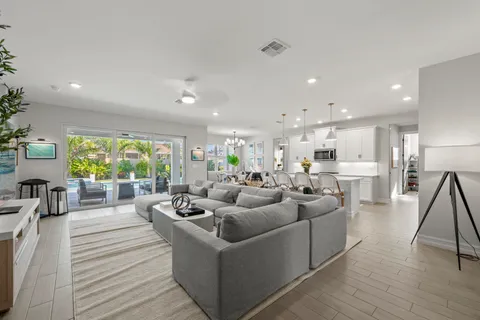 $949,900 | 10581 Woodchuck Lane, Bonita Springs, FL 34135